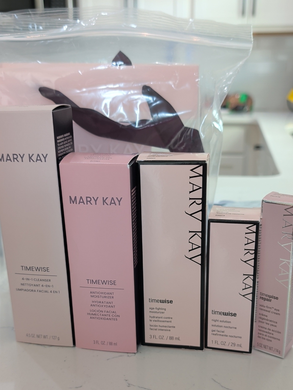 Mary Kay Timewise Skincare Set - Pink
